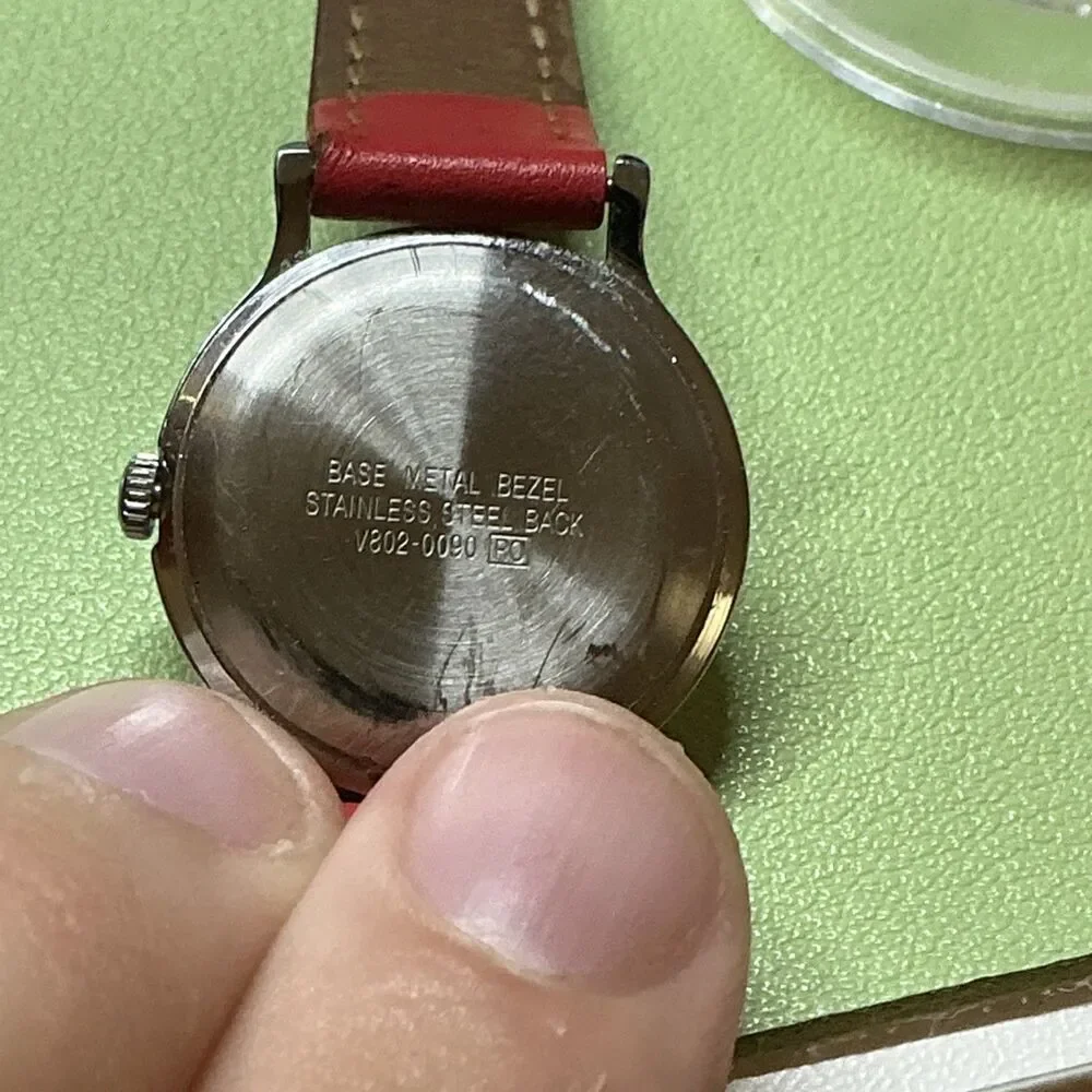 Vintage Men's Disney Lorus Mickey Mouse Watch V802-0090